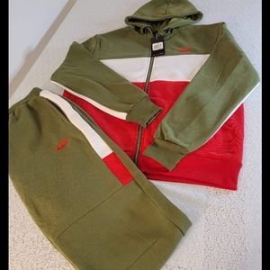 Nike jogging suits